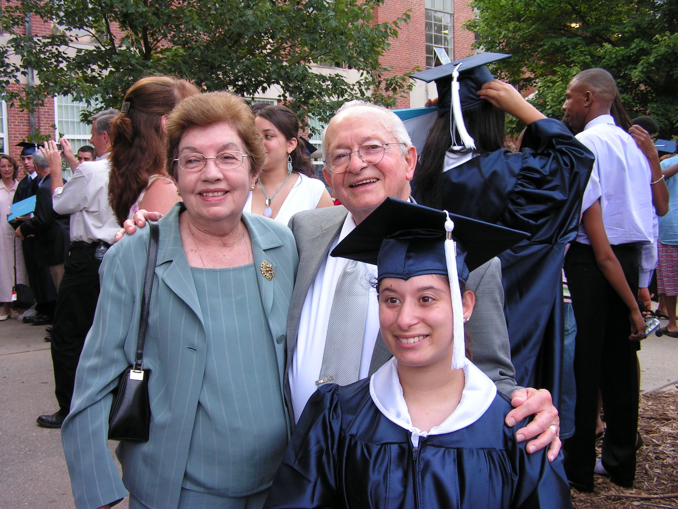 ./2006/Monica 21/Graduation.jpg
